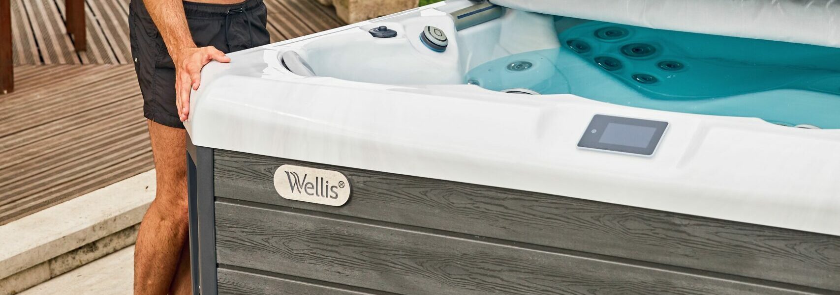 What is the Best Wellis Hot Tub Model?