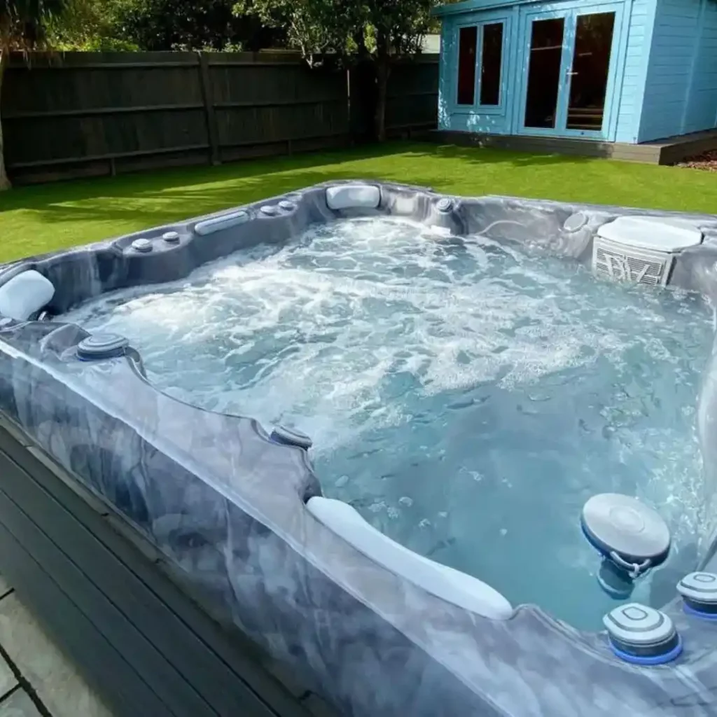 Best Way to Move a Hot Tub in 2024: Efficiency and Safety 1 best way to move a hot tub