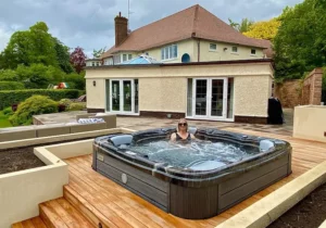 4 Must-Have Accessories for Your Wellis Spa