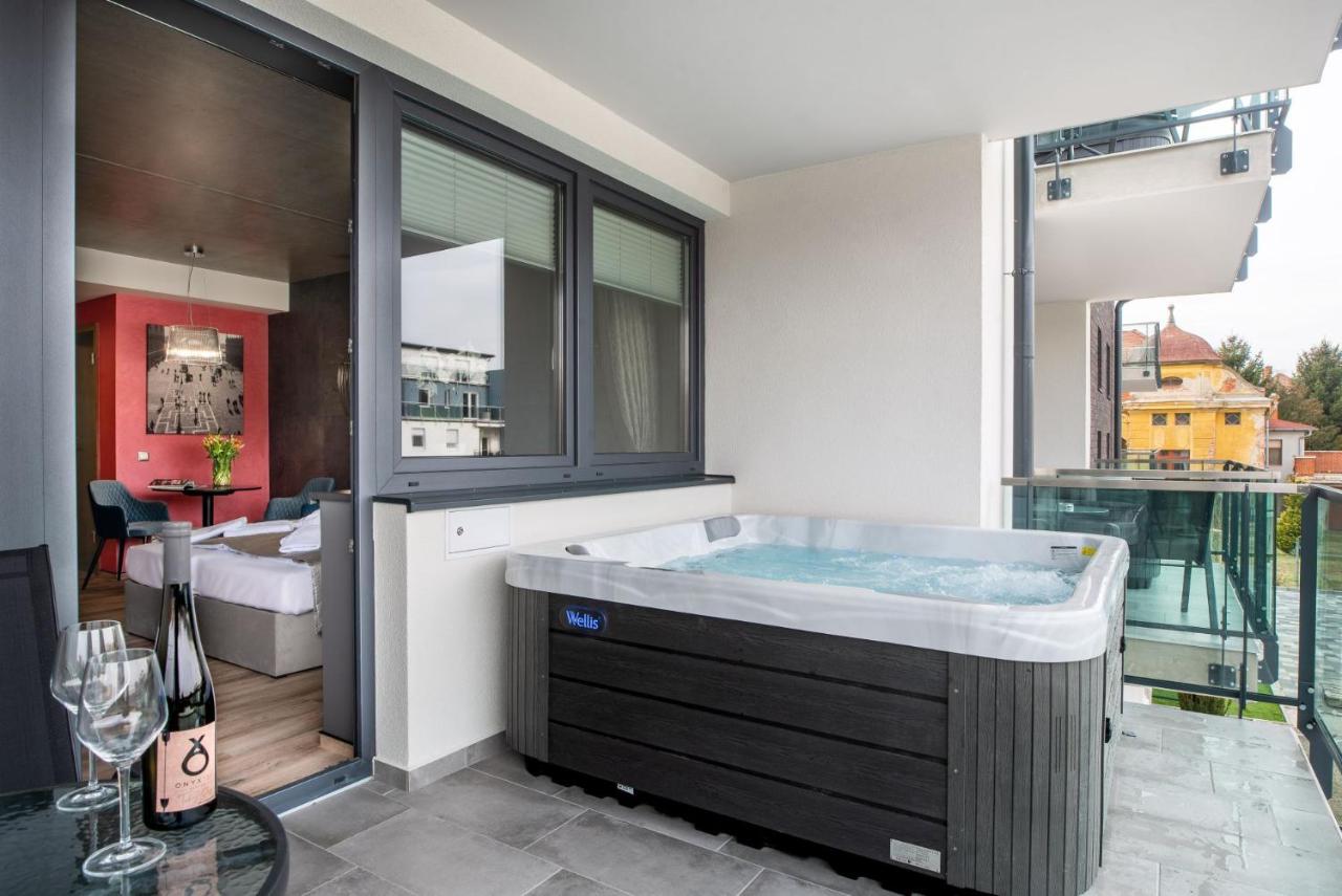 Hot Tub Placement: Choosing the Right Location for Your New Wellis Spa 1 480418581