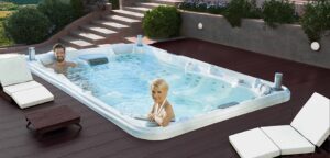 What Features Come Standard on a Luxury Spa? 1 What Features Come Standard on a Luxury Spa?