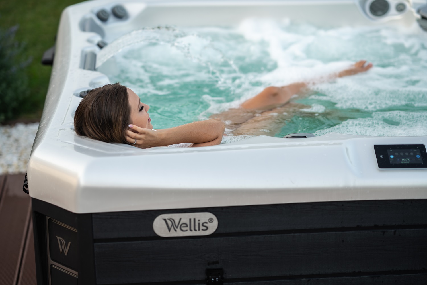 Everything You Need to Know About Wellis Spas 1 VAL04031