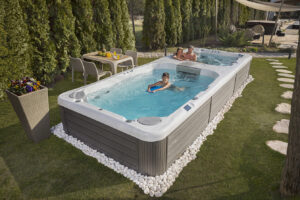 What is a Swimming Spa and How do People Use Them?