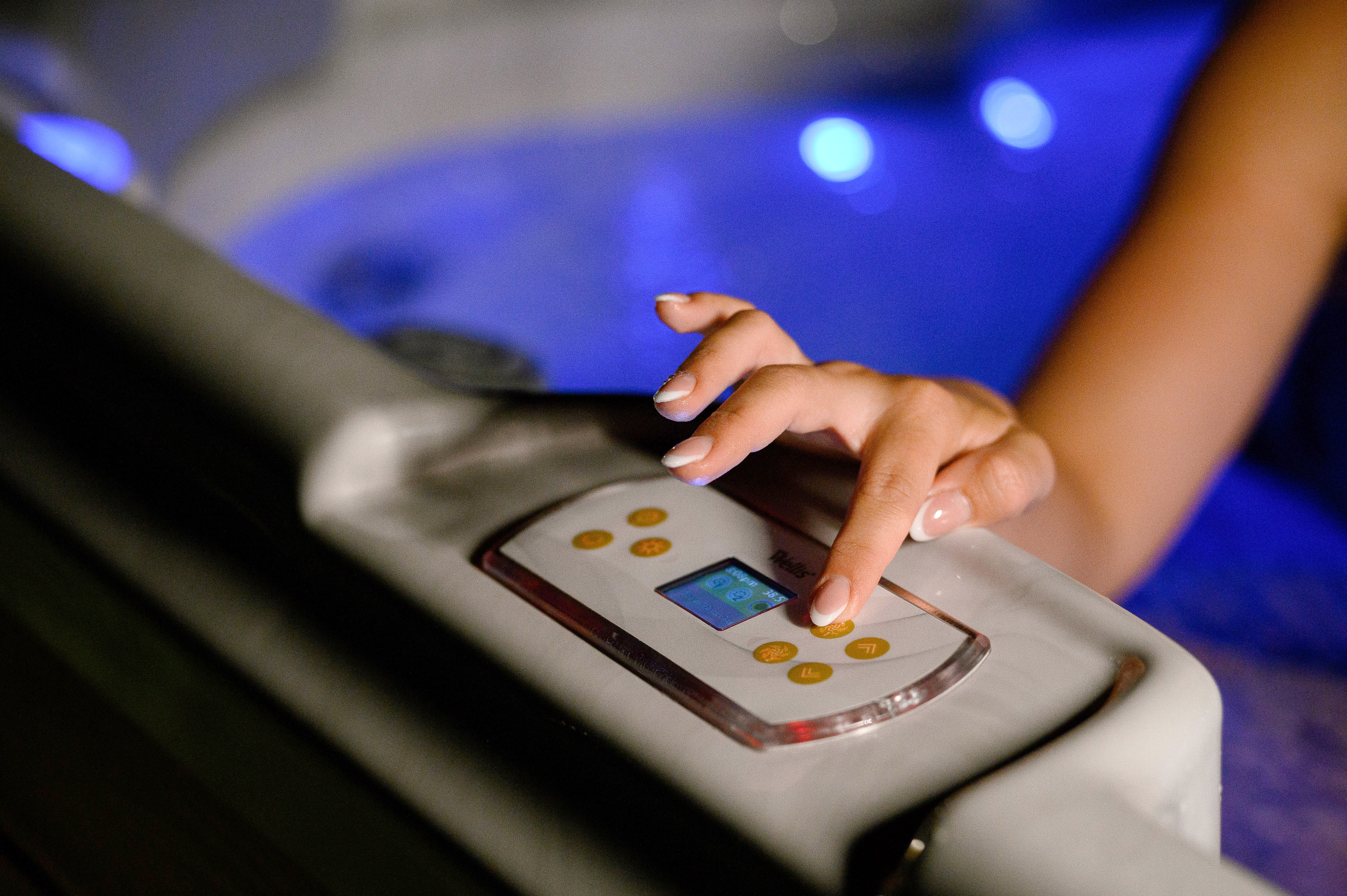 How Much Should a Hot Tub Cost in 2025? 2 WM00796 vienna lifestyle 16
