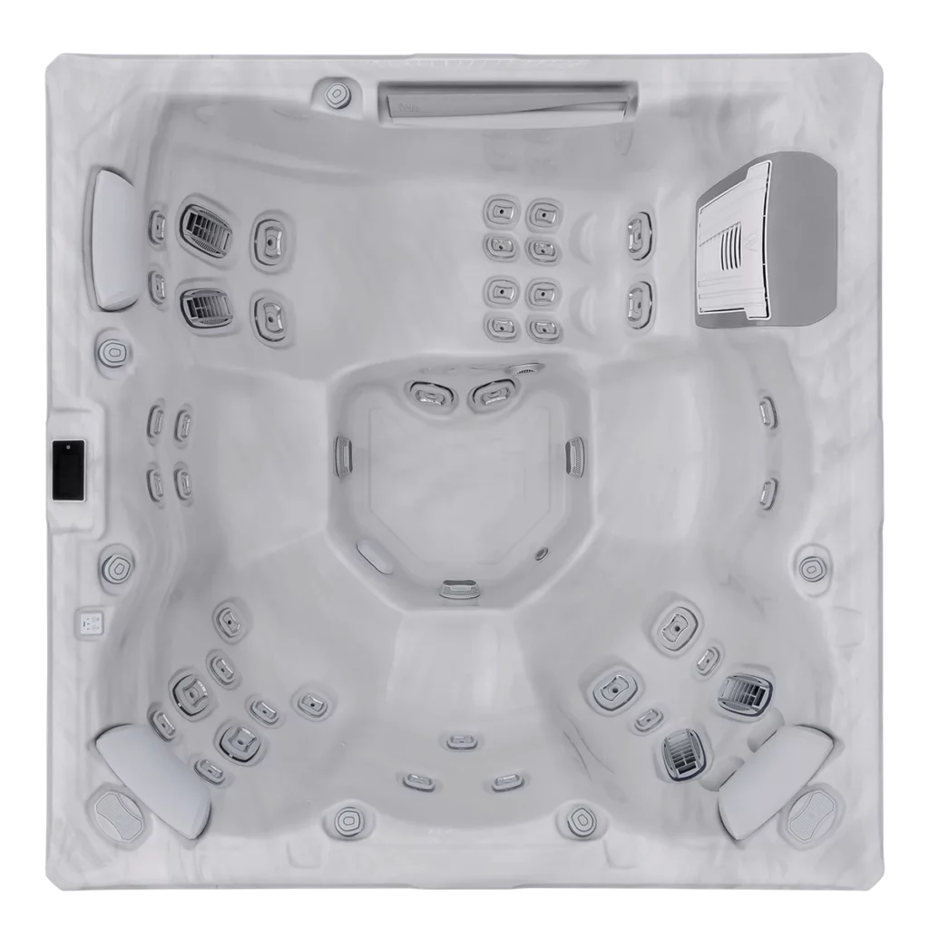 Interior Atlas Life 6-Person Hot Tub With Lounger